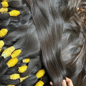 Alternative view of Weft/ Bundle - Natural Straight Hair